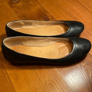 Naturalizer N5 Contour Black Flats - Size 9.5 Used